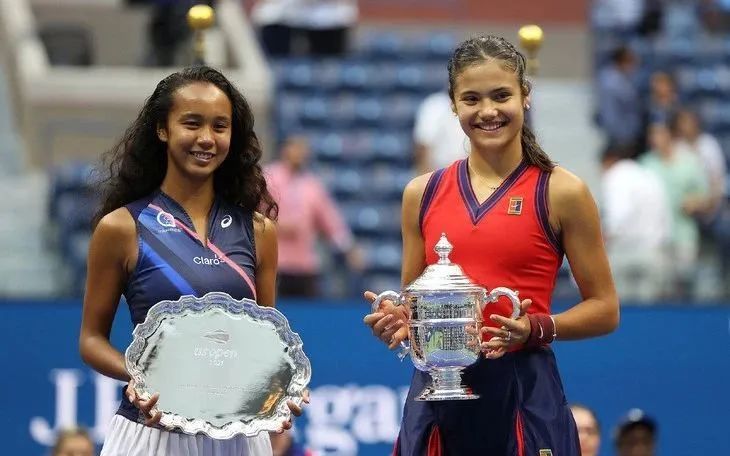 体育新闻中 体育新闻中