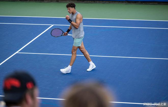 对手展现出 对手展现出